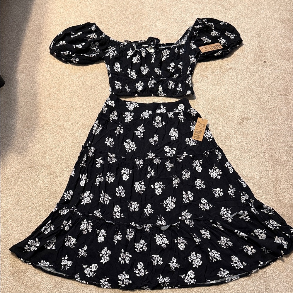 Black Floral Midi Dress Set with Puff Sleeve Crop Top - Unknown Brand